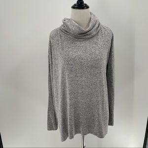 Cupio Woman’s Grey Sweater